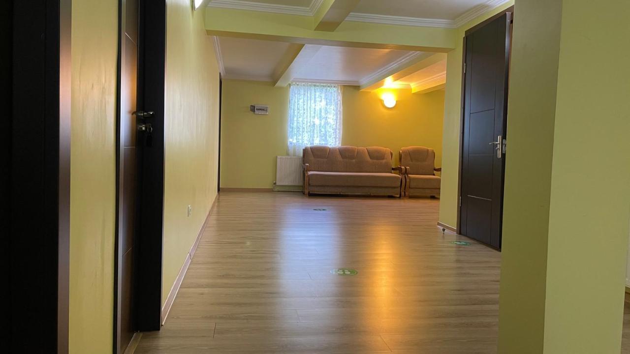 Mestiatour Guest House Kültér fotó