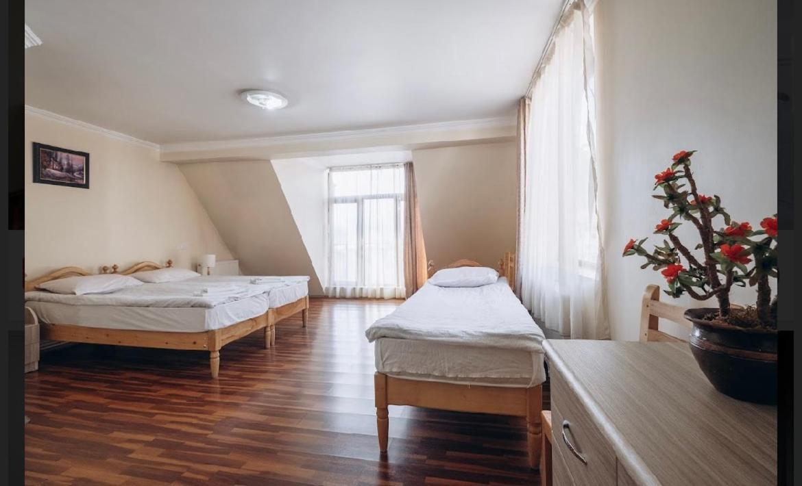 Mestiatour Guest House Kültér fotó