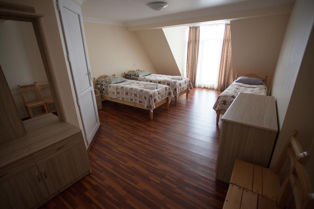 Mestiatour Guest House Kültér fotó