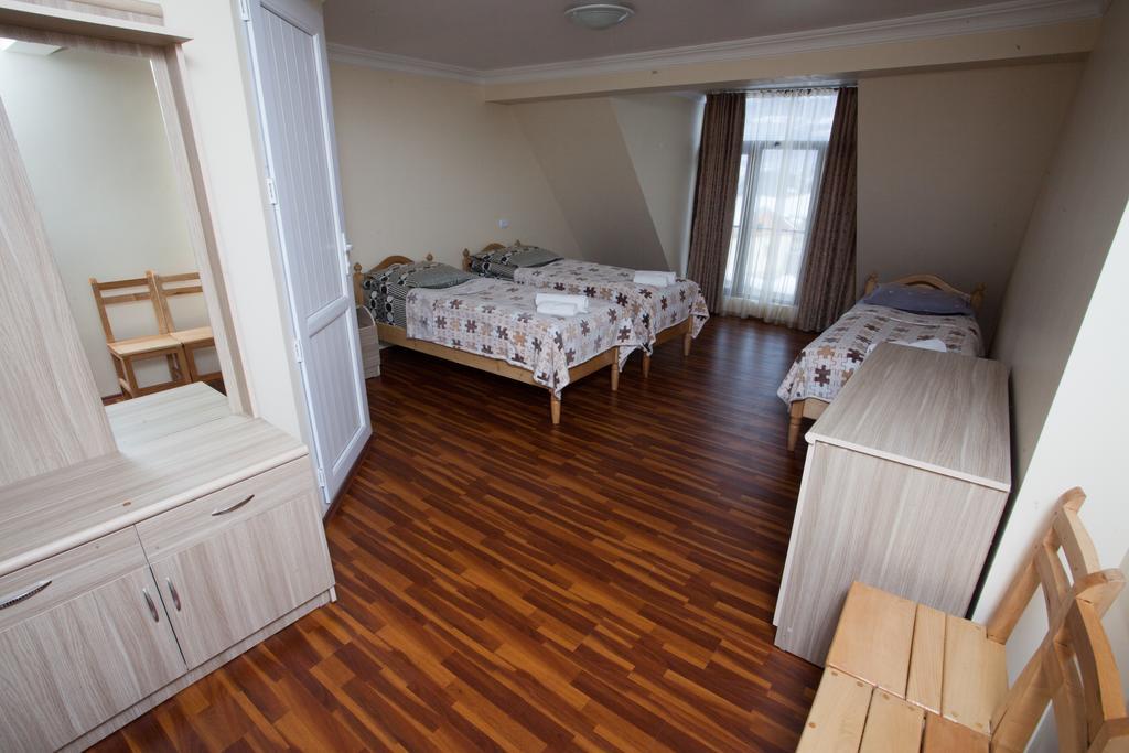 Mestiatour Guest House Kültér fotó