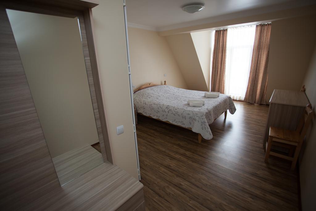 Mestiatour Guest House Kültér fotó
