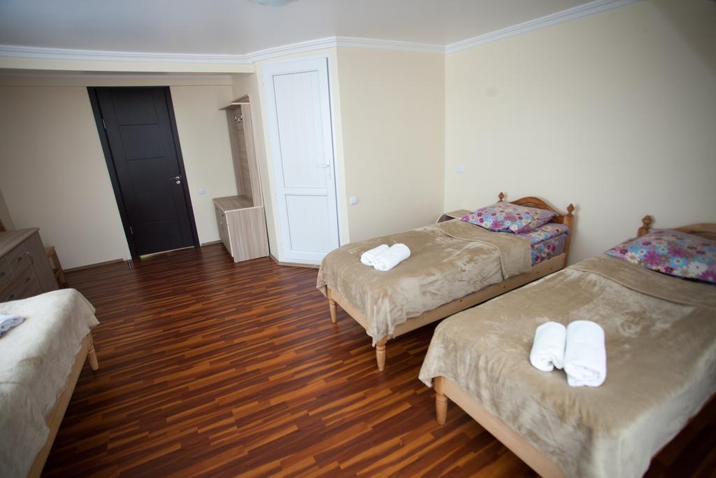 Mestiatour Guest House Kültér fotó