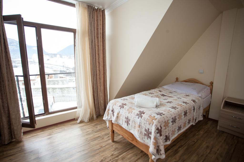 Mestiatour Guest House Kültér fotó
